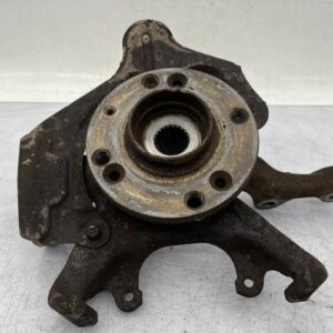 Fusee avant droit VOLKSWAGEN POLO 3 PHASE 1 Diesel