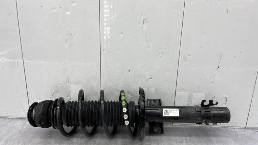 Amortisseur avant droit VOLKSWAGEN POLO 5 PHASE 2 Essence