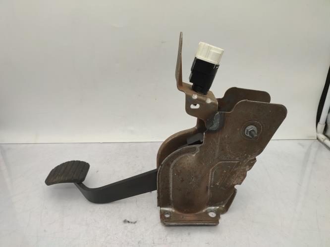 Pedale de frein DACIA DUSTER 1 PHASE 2 Diesel