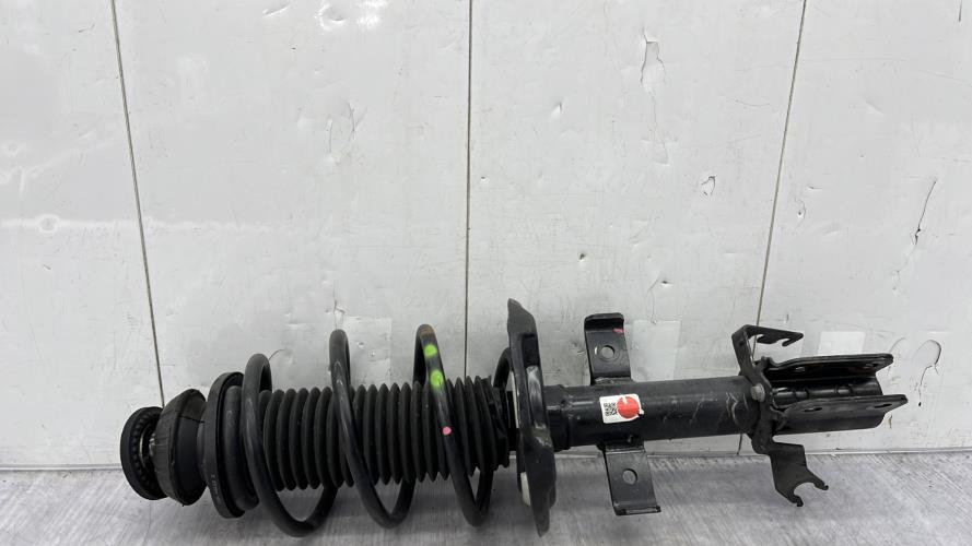 Amortisseur avant gauche RENAULT CLIO 5 PHASE 1 Essence