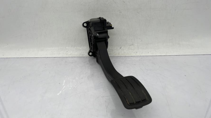 Pedale d'accelerateur PEUGEOT 3008 2 PHASE 1 Diesel