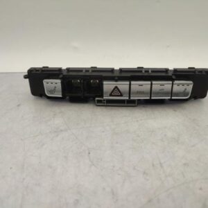 Bouton de warning MERCEDES CLASSE C 204 PHASE 2 BREAK Diesel