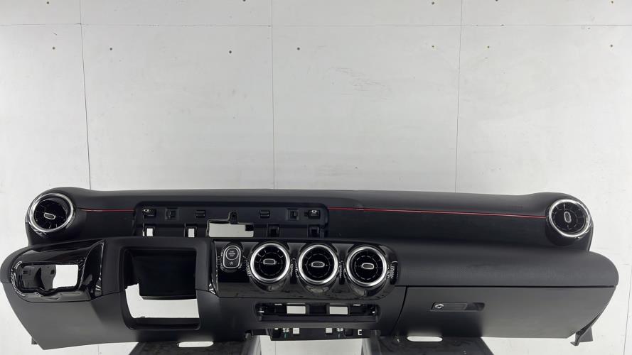 Tableau de bord MERCEDES CLASSE A 177 PHASE 1 Diesel