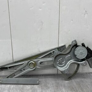 Leve vitre electrique avant droit TOYOTA YARIS 2 PHASE 1 Diesel