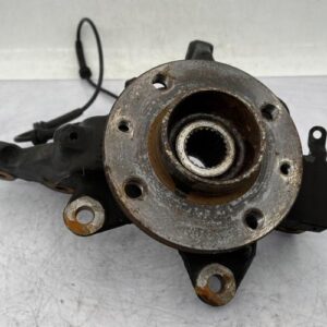 Fusee avant gauche RENAULT CLIO 4 PHASE 1 Diesel