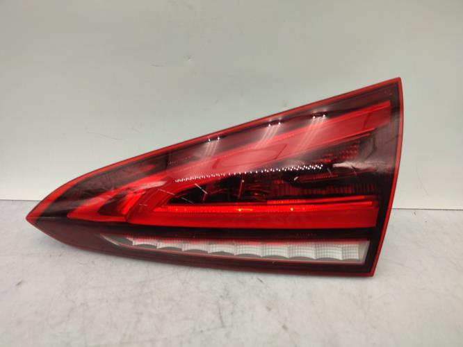 Feu arriere secondaire droit (feux) MERCEDES CLASSE A 177 PHASE 1 Diesel