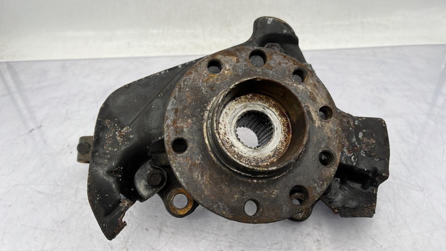 Fusee avant gauche OPEL CORSA D PHASE 1 Diesel