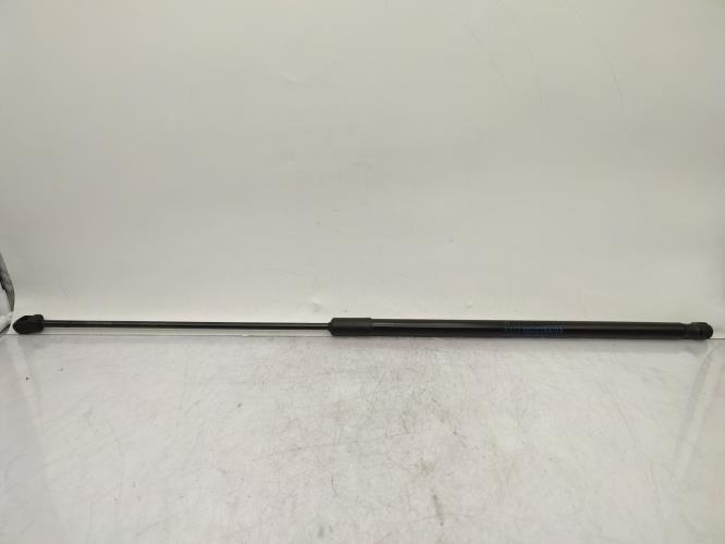 Verin de capot MERCEDES CLASSE A 177 PHASE 1 Diesel