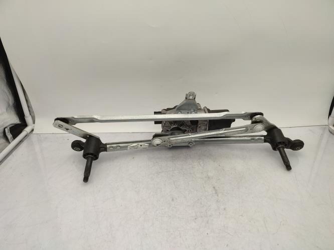 Moteur essuie glace avant DACIA SANDERO 3