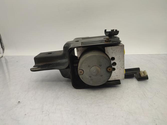 Bloc ABS (freins anti-blocage) RENAULT CLIO 2 PHASE 1 Essence