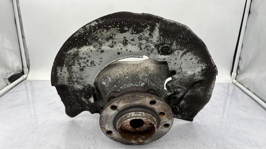 Fusee avant droit BMW SERIE 5 E60 PHASE 2 Diesel