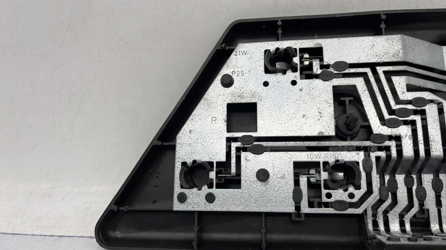 Platine feu arriere droit MERCEDES 300 W124 PHASE 1 Essence