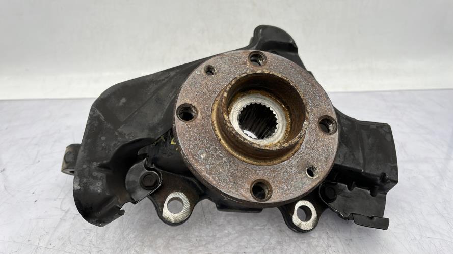 Fusee avant gauche PEUGEOT BIPPER Diesel