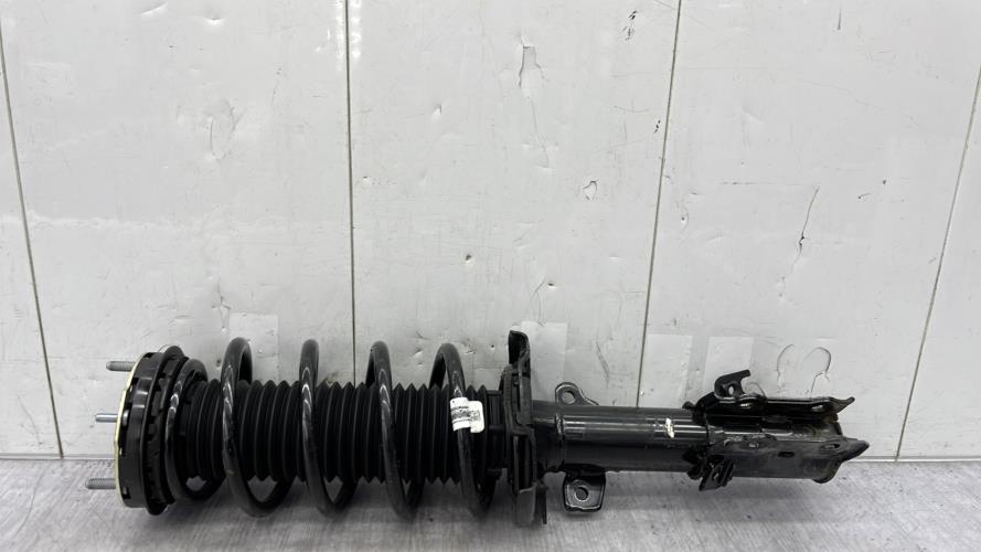 Amortisseur avant droit FORD FIESTA 7 PHASE 1 Essence