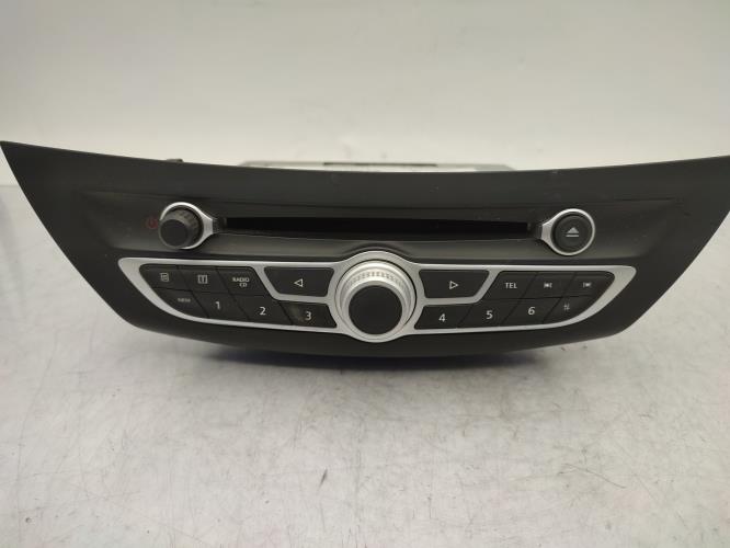 Autoradio d'origine RENAULT LAGUNA 3 PHASE 1 Diesel