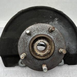 Fusee avant droit PEUGEOT 4008 Diesel