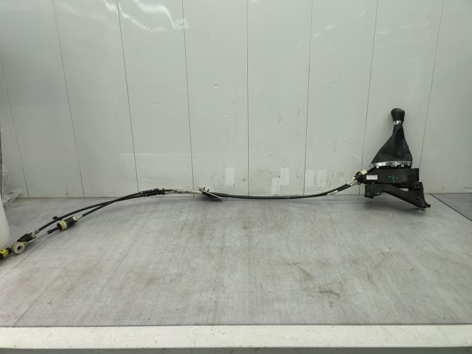 Levier de vitesses FORD FIESTA 6 PHASE 2 Essence