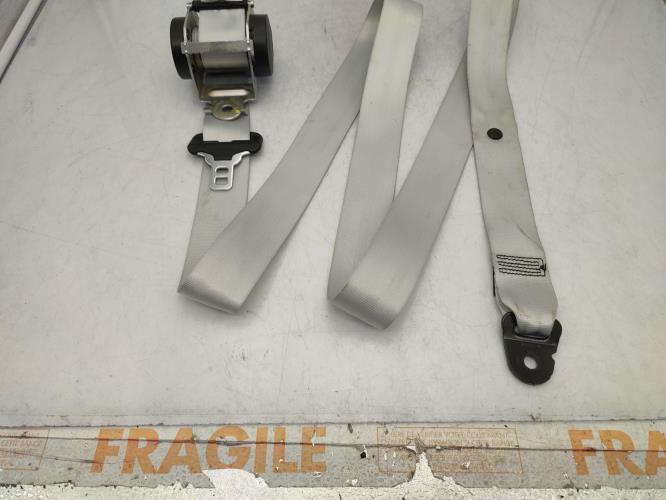 Ceinture arriere gauche DACIA SANDERO 1 Diesel