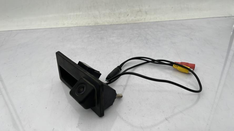 Poignee hayon AUDI Q5 1 PHASE 1 Diesel