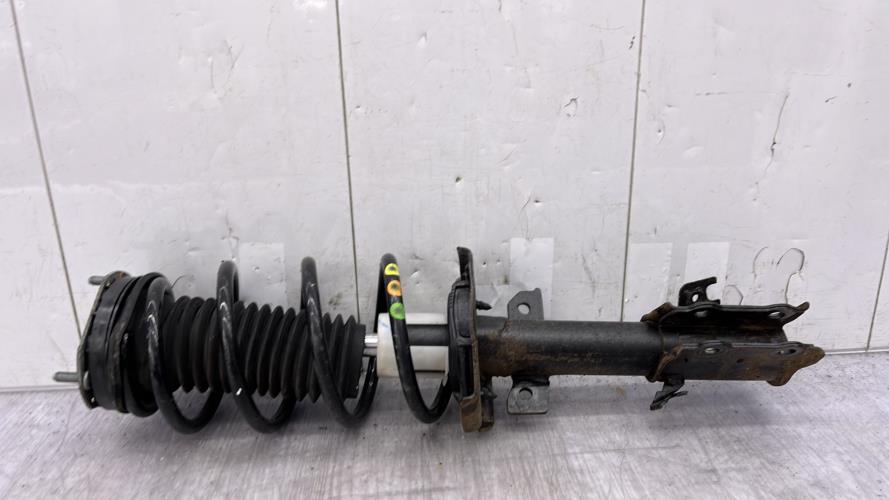 Amortisseur avant droit FORD FIESTA 6 PHASE 2 Essence