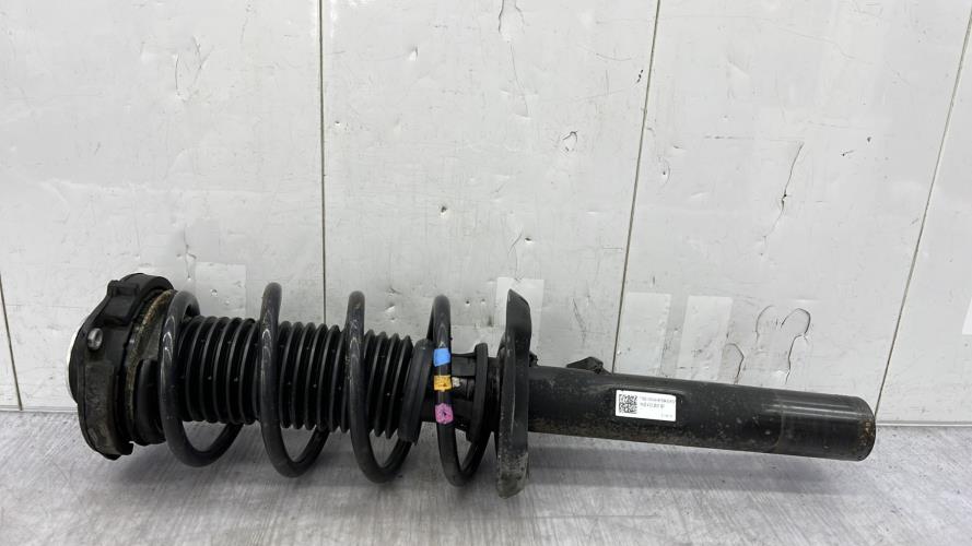 Amortisseur avant droit VOLKSWAGEN GOLF 6 Diesel