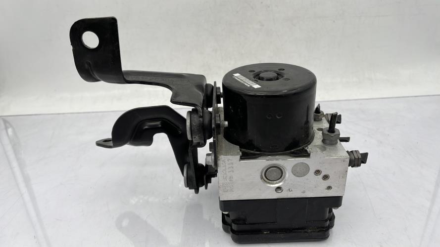 Bloc ABS (freins anti-blocage) FORD FIESTA 6 PHASE 2 Essence