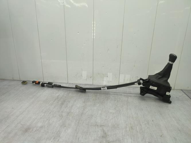 Levier de vitesses FORD FIESTA 7 PHASE 1 Essence