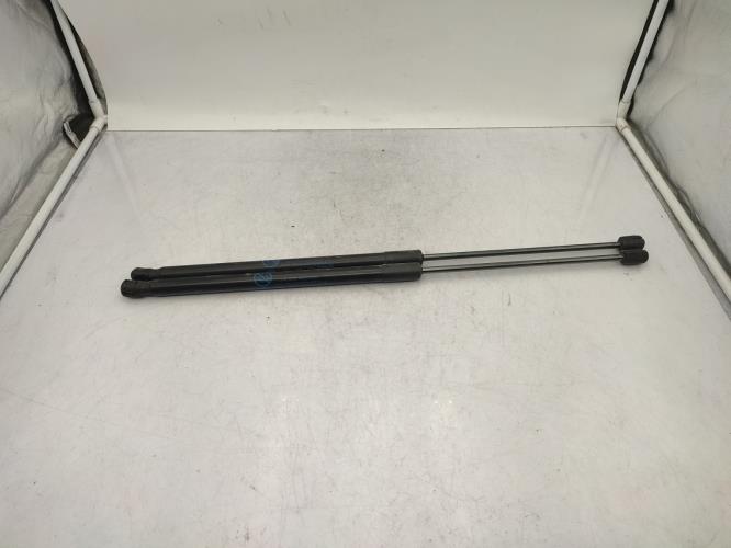 Verin de coffre FORD FIESTA 7 PHASE 1 Essence