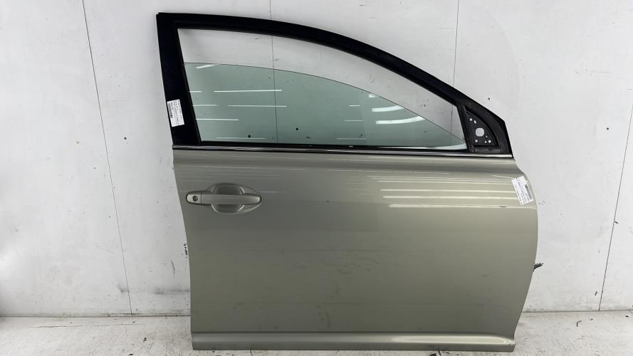 Porte avant droit TOYOTA AVENSIS 2 PHASE 2 BREAK Diesel