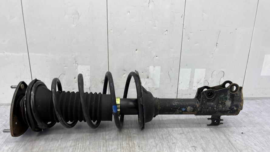 Amortisseur avant droit TOYOTA YARIS 1 PHASE 1 Essence