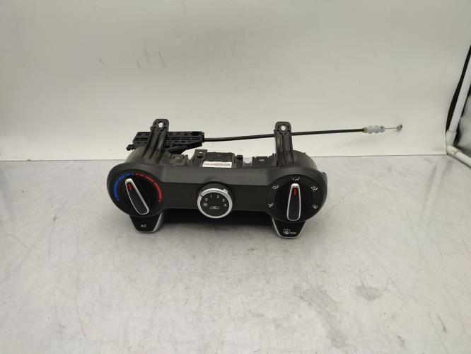 Commande chauffage KIA RIO 4 PHASE 1 Essence/Hybride