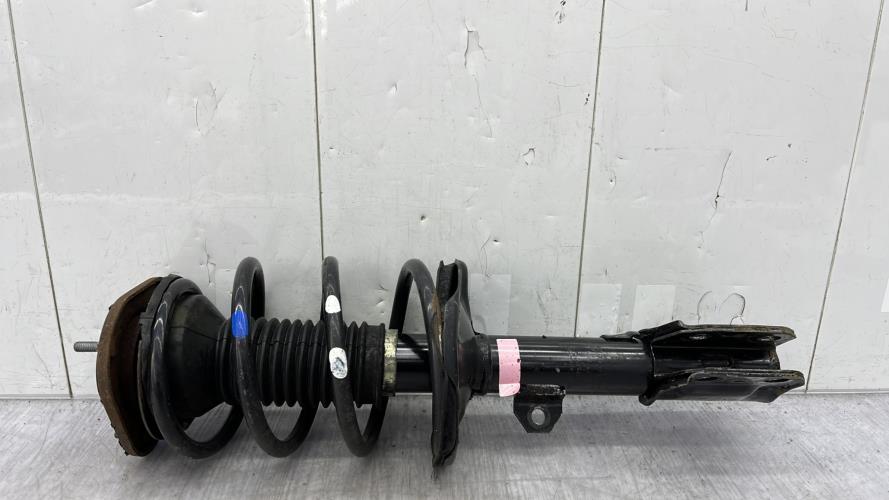 Amortisseur avant droit TOYOTA AVENSIS 2 PHASE 2 BREAK Diesel