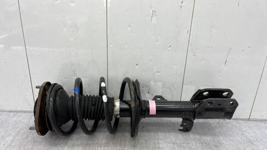 Amortisseur avant gauche TOYOTA AVENSIS 2 PHASE 2 BREAK Diesel