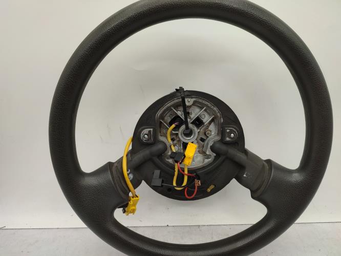 Volant FORD KA 1 PHASE 1 Essence