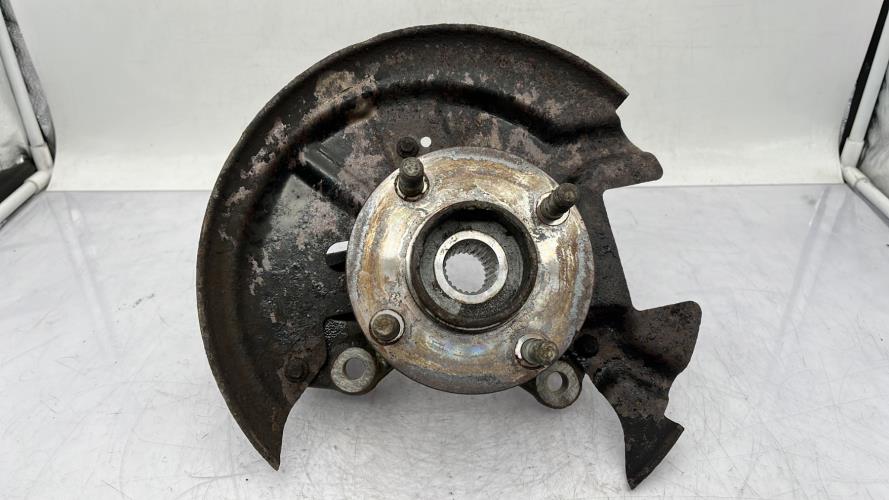 Fusee avant gauche FORD FIESTA 6 PHASE 2 Essence