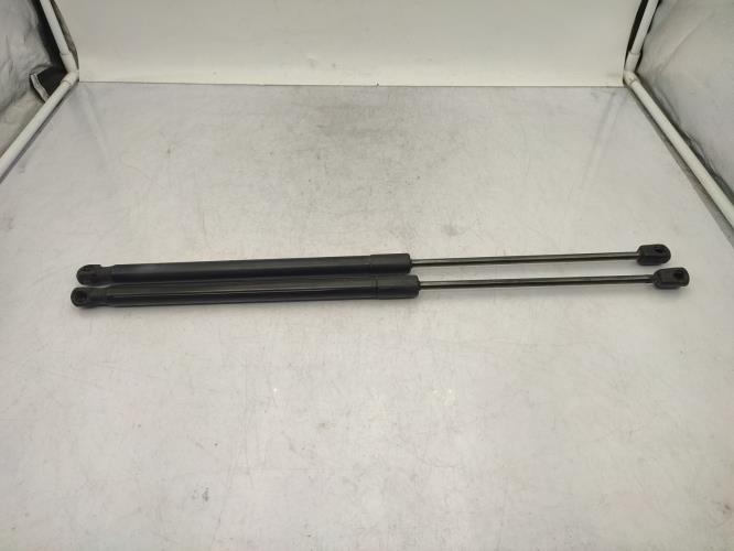 Verin de coffre FORD FIESTA 6 PHASE 2 Essence