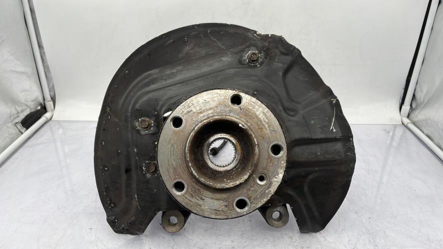 Fusee avant droit BMW X3 E83 PHASE 1 Diesel