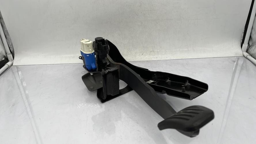 Pedale de frein FORD GALAXY 2 PHASE 1 Diesel