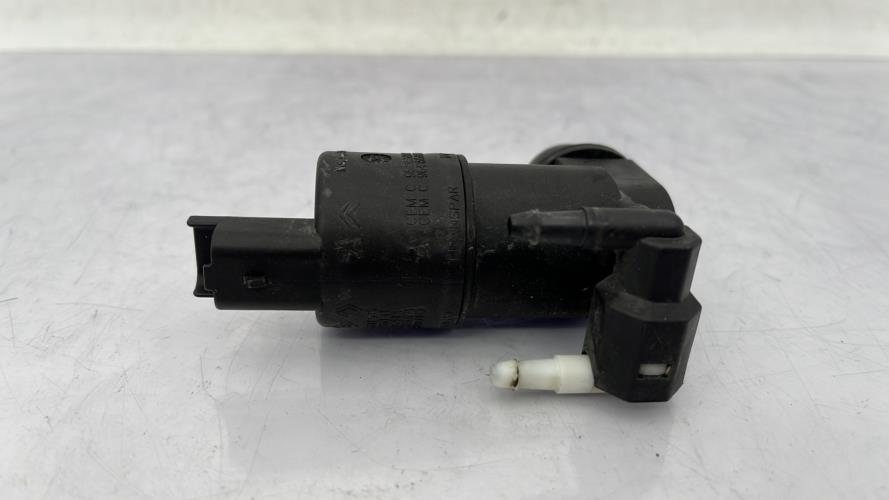 Pompe lave glace avant PEUGEOT 208 1 PHASE 1 Essence