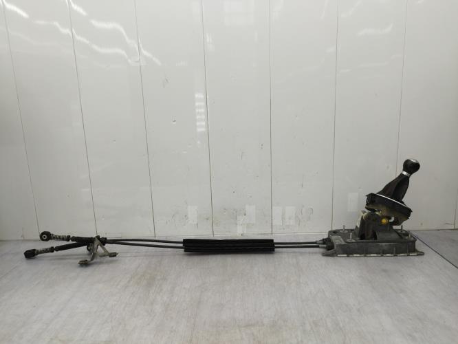 Levier de vitesses VOLKSWAGEN GOLF 5 Essence