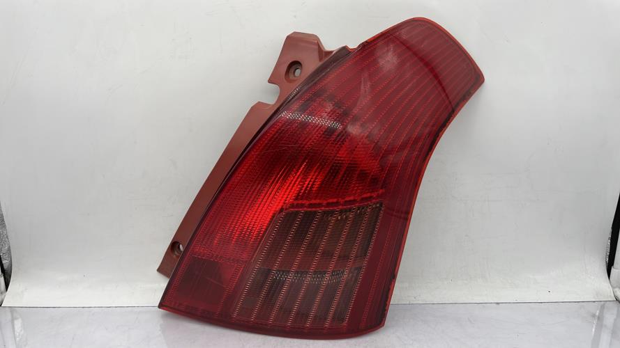 Feu arriere principal droit (feux) SUZUKI SWIFT 3 Diesel