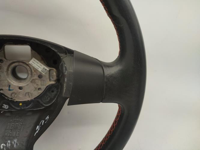 Volant VOLKSWAGEN GOLF 5 Essence