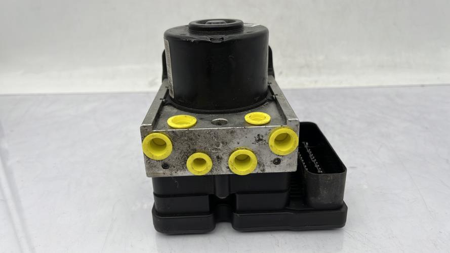 Bloc ABS (freins anti-blocage) FORD FIESTA 6 PHASE 1 Diesel