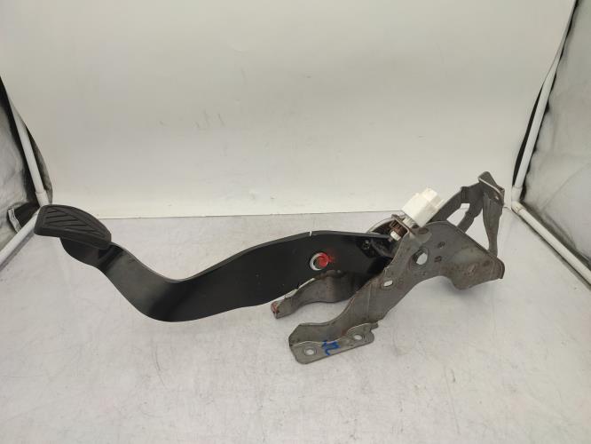 Pedale de frein SUZUKI SWIFT 4 Diesel