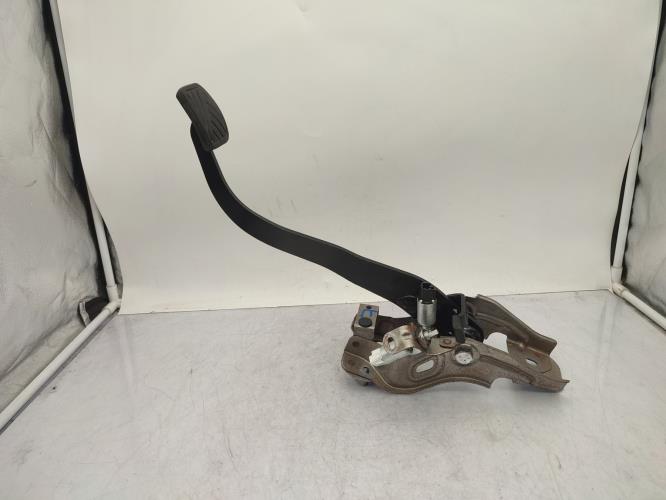 Pedale d'embrayage SUZUKI SWIFT 4 Diesel