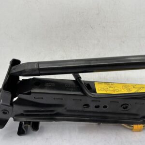 Cric (Ensemble depannage) FORD FIESTA 5 PHASE 1 Essence