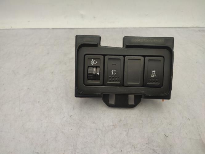 Commande de reglage hauteur de phare SUZUKI SWIFT 4 Diesel