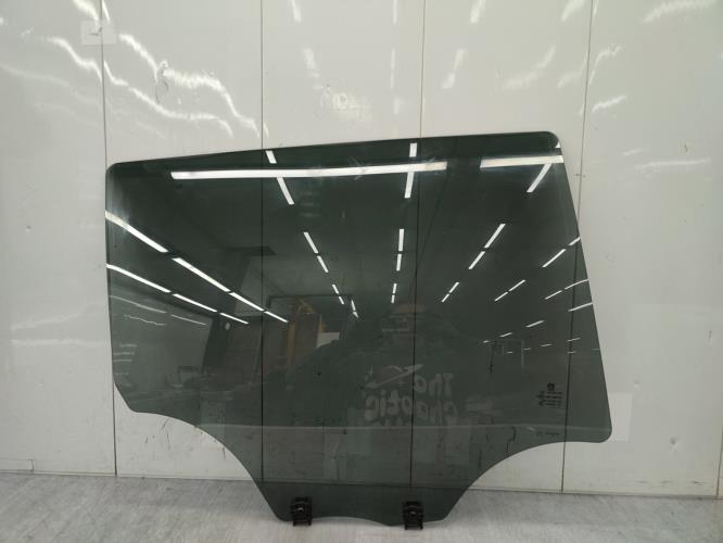 Vitre arriere droit PEUGEOT 2008 1 PHASE 1 Diesel