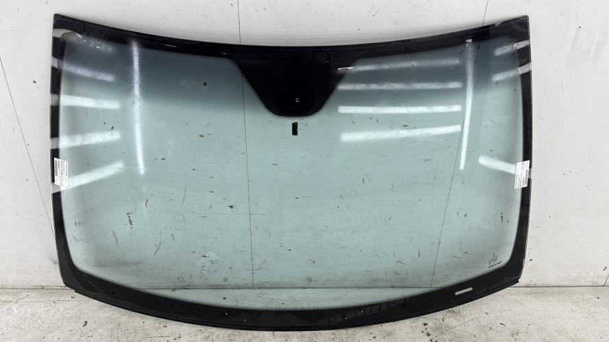 Pare brise MERCEDES CLASSE C 203 PHASE 1 Diesel