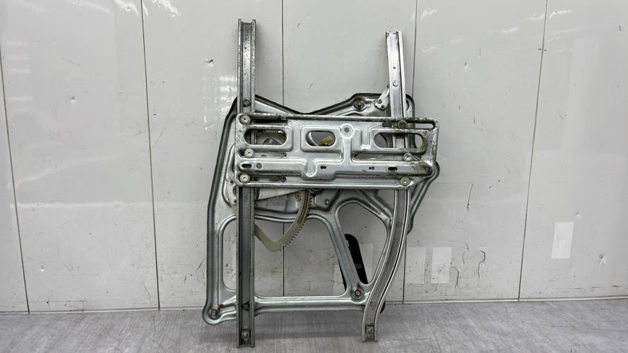 Leve vitre electrique arriere droit RENAULT AVANTIME Diesel